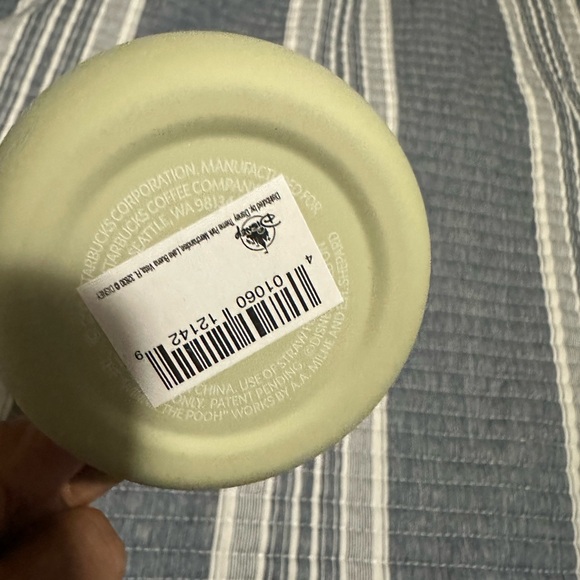 Disney Starbucks Winnie the Pooh Floral Tumbler with Green Emblem - Picture 3 of 5